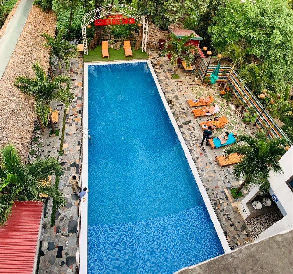 เอลิซาเบธ โฮเต็ล ตัมก็อก Hotel นิญบิ่ญ ภายนอก รูปภาพ