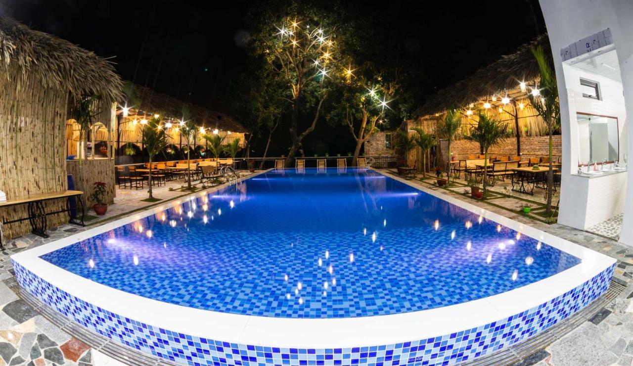 เอลิซาเบธ โฮเต็ล ตัมก็อก Hotel นิญบิ่ญ ภายนอก รูปภาพ